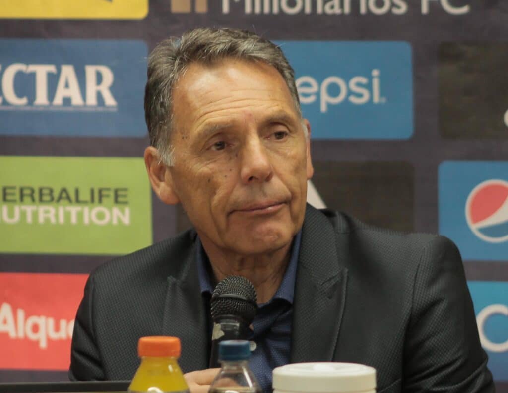 Rueda de prensa del Profe Russo