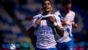 Edgar Guerra celebrando su gol