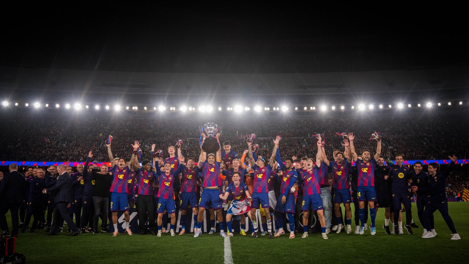 Barcelona con el título de liga