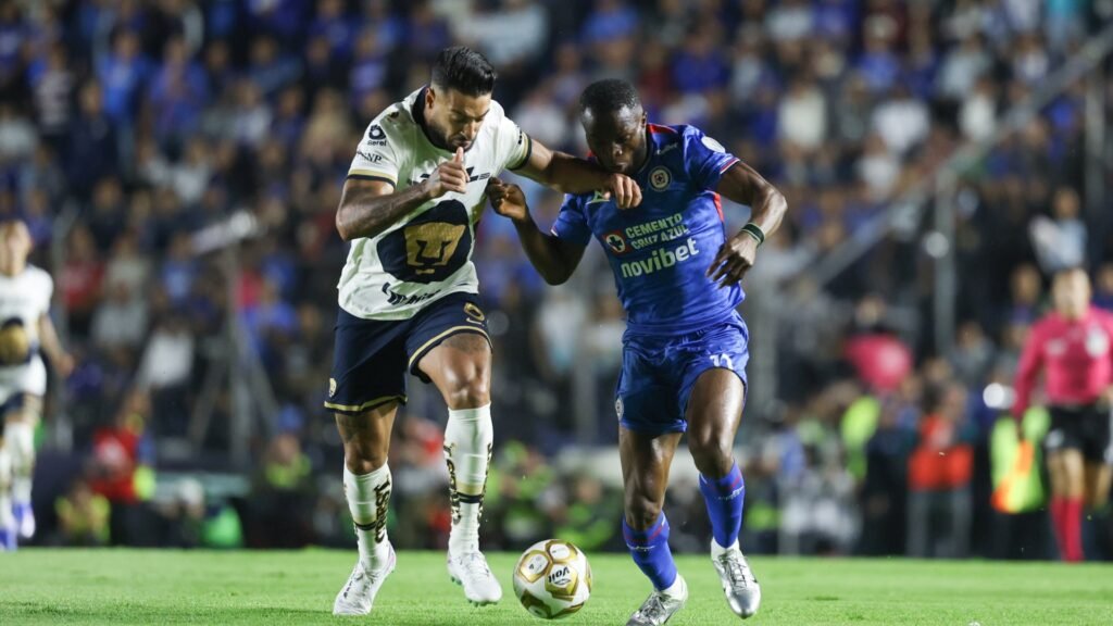 Pumas vs Cruz Azul