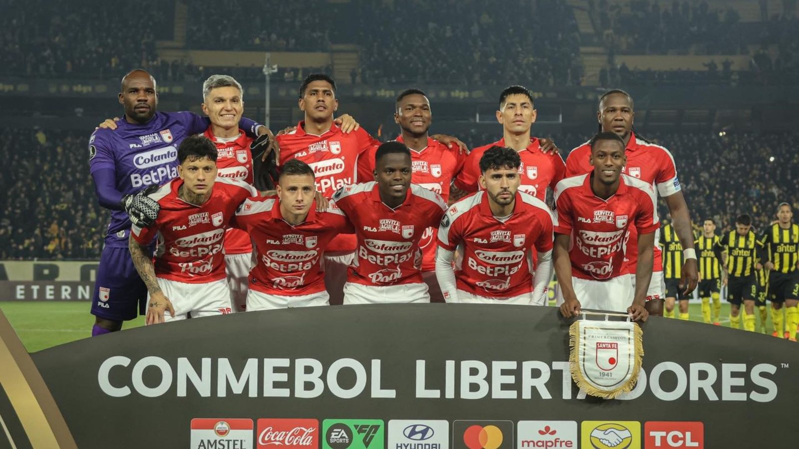 Santa Fe venció a Peñarol en Montevideo y jugará los play offs de la Copa Sudamericana. Crédito: Independiente Santa Fe