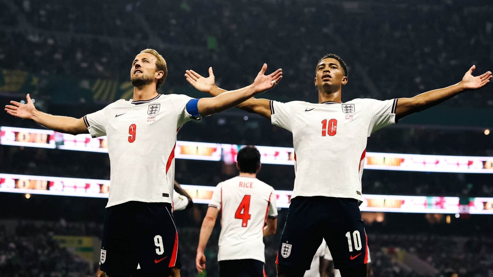 Kane y Bellingham celebrando