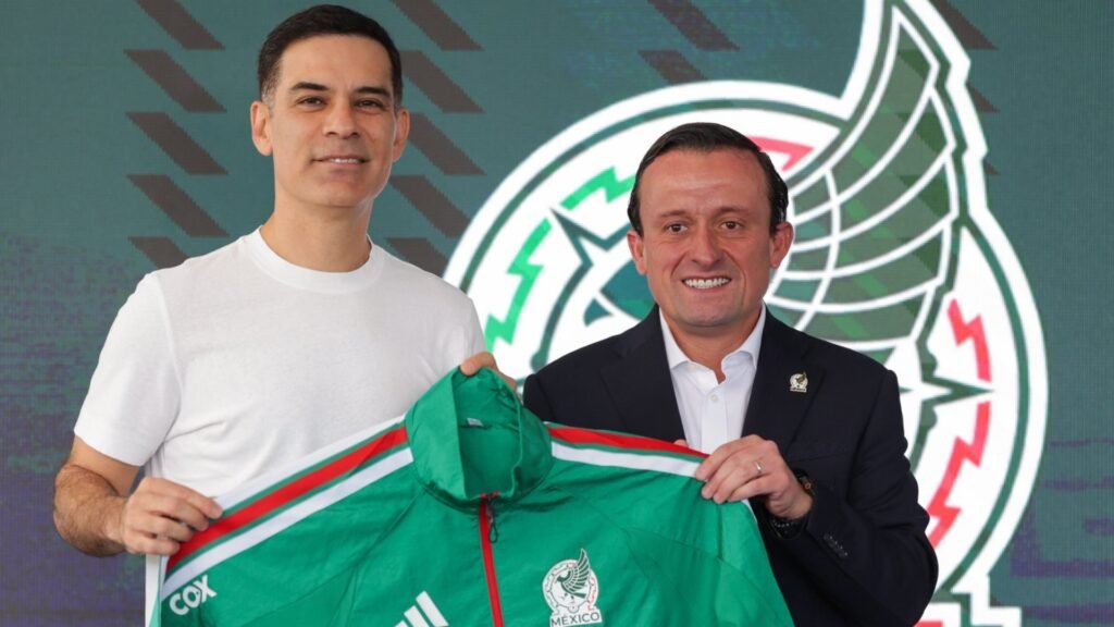 Rafa Márquez se estrenará como seleccionador mexicano.
