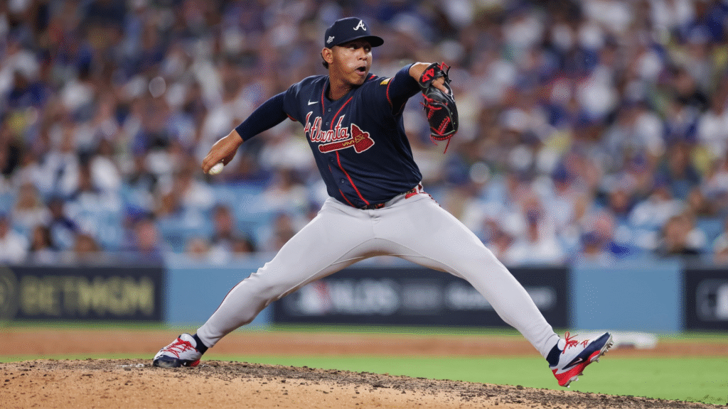 Didier Fuentes durante su actuación con los Bravos de Atlanta