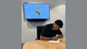 El mediocampista Gorka Abascal continuará con su formación en las categorías inferiores del Real Madrid hasta 2030. | Foto. Real Madrid