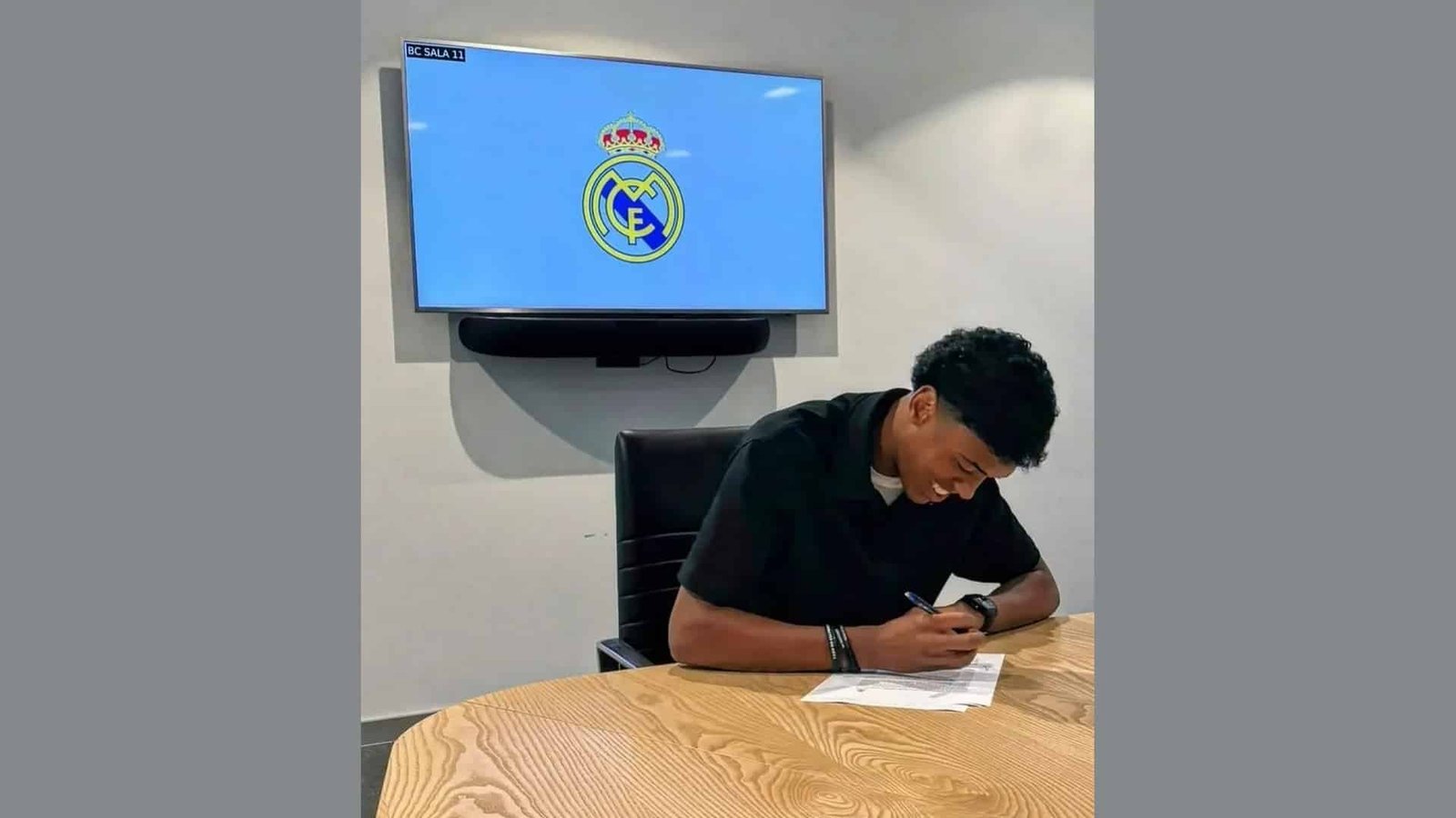 El mediocampista Gorka Abascal continuará con su formación en las categorías inferiores del Real Madrid hasta 2030. | Foto. Real Madrid