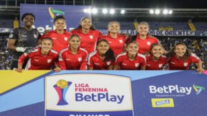 Las futbolistas de Santa Fe aguardan el debut internacional tras confirmarse la sorpresiva postergación de la primera jornada de la Copa Libertadores Femenina. Fuente/Imagen: Santa Fe.